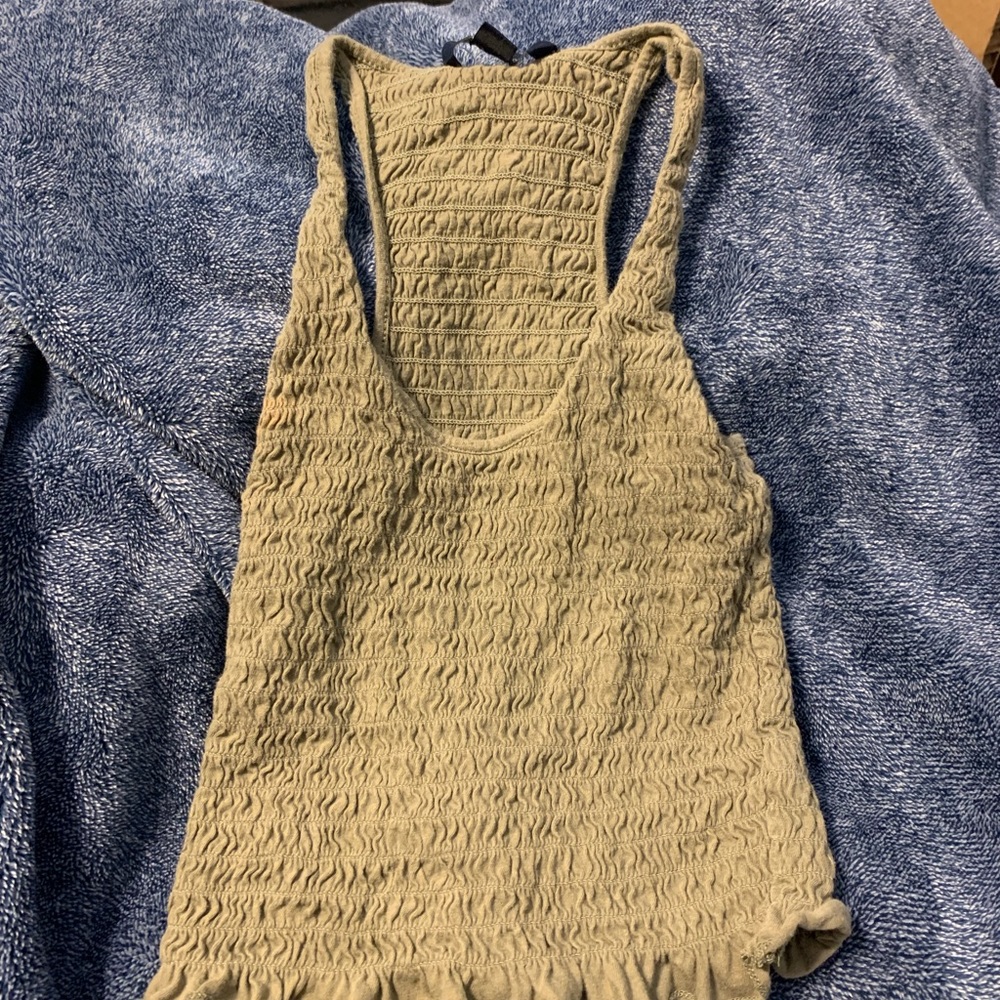 fitted crop tank top